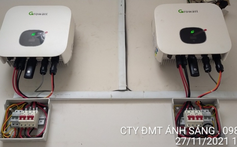 Điện mặt trời bám tải