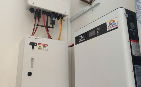 Điện mặt trời lưu trữ 5.8kwp . Pin lưu 5kwh cao cấp